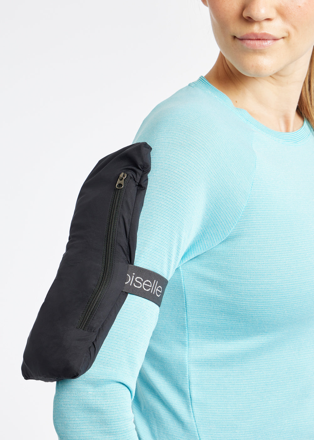 Vim Packable Running Jacket in Black, packable design view